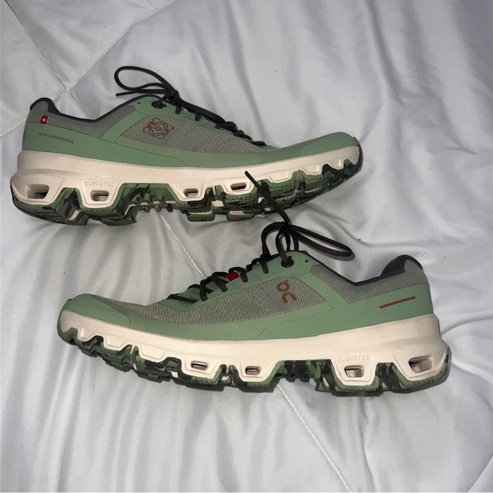 On Running X Loewe Cloudventure women